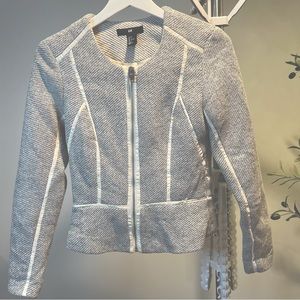 Fitted zip up blazer :  cream, tweed size XS